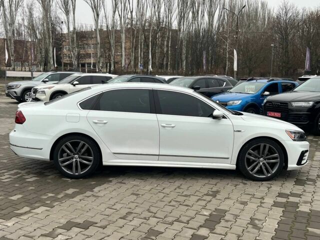 Белый Фольксваген Пассат, объемом двигателя 1.8 л и пробегом 109 тыс. км за 16500 $, фото 7 на Automoto.ua