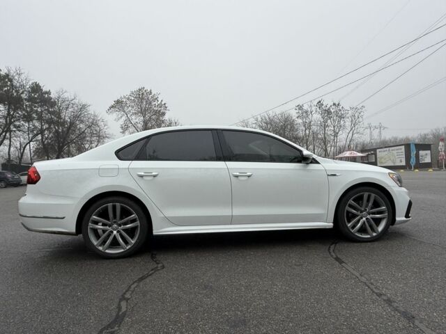 Білий Фольксваген Пассат, об'ємом двигуна 2 л та пробігом 135 тис. км за 15500 $, фото 5 на Automoto.ua