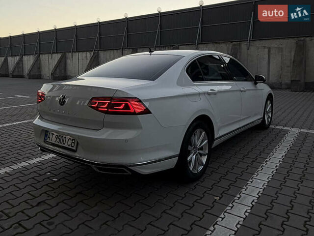 Белый Фольксваген Пассат, объемом двигателя 1.97 л и пробегом 260 тыс. км за 17750 $, фото 5 на Automoto.ua