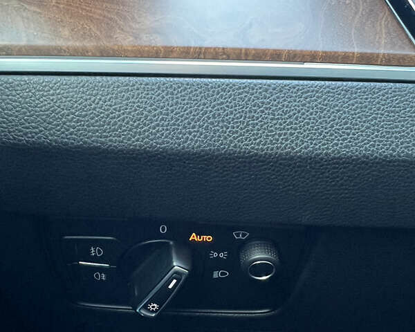 Белый Фольксваген Пассат, объемом двигателя 2 л и пробегом 168 тыс. км за 22700 $, фото 26 на Automoto.ua