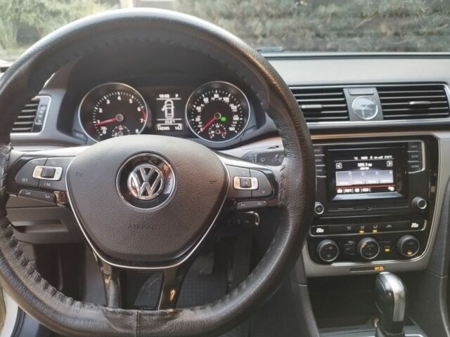 Білий Фольксваген Пассат, об'ємом двигуна 1.8 л та пробігом 140 тис. км за 8700 $, фото 5 на Automoto.ua