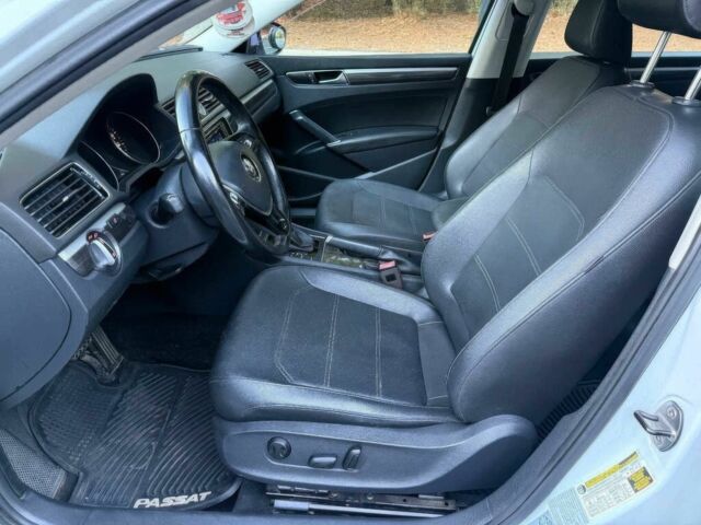 Білий Фольксваген Пассат, об'ємом двигуна 1.8 л та пробігом 59 тис. км за 2550 $, фото 9 на Automoto.ua