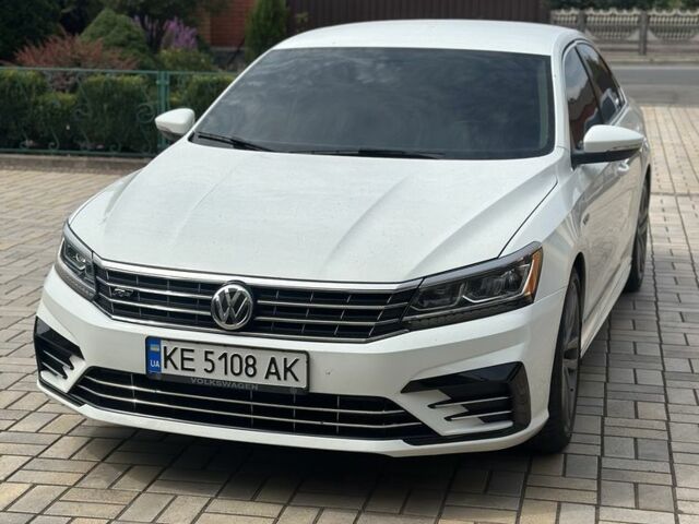 Белый Фольксваген Пассат, объемом двигателя 1.8 л и пробегом 109 тыс. км за 16500 $, фото 7 на Automoto.ua