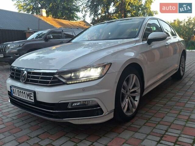 Белый Фольксваген Пассат, объемом двигателя 2 л и пробегом 200 тыс. км за 22500 $, фото 18 на Automoto.ua