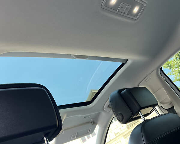 Белый Фольксваген Пассат, объемом двигателя 2 л и пробегом 168 тыс. км за 22700 $, фото 22 на Automoto.ua