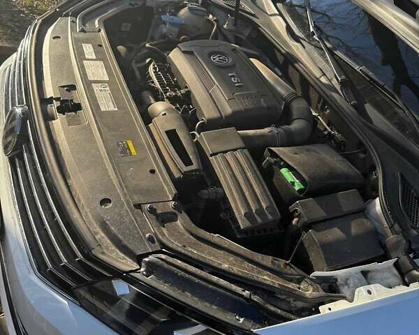 Белый Фольксваген Пассат, объемом двигателя 1.8 л и пробегом 122 тыс. км за 14900 $, фото 9 на Automoto.ua