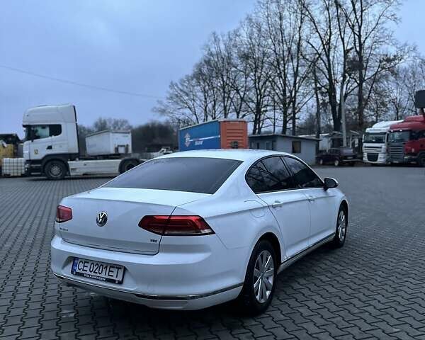 Белый Фольксваген Пассат, объемом двигателя 1.6 л и пробегом 230 тыс. км за 16000 $, фото 9 на Automoto.ua