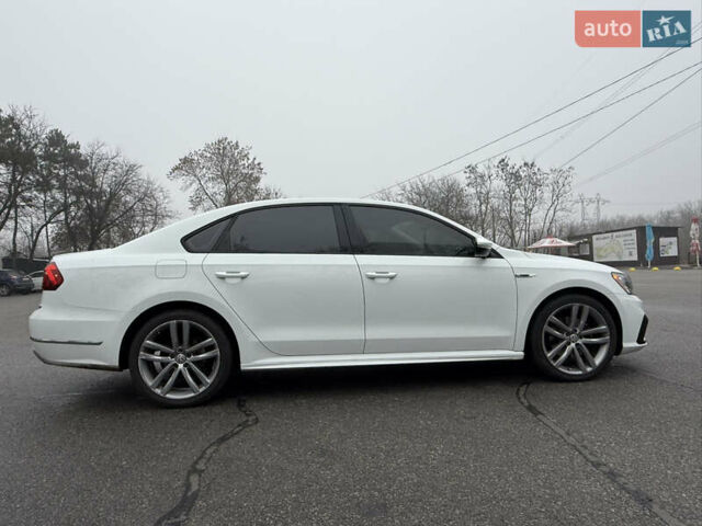 Білий Фольксваген Пассат, об'ємом двигуна 1.98 л та пробігом 135 тис. км за 16000 $, фото 8 на Automoto.ua
