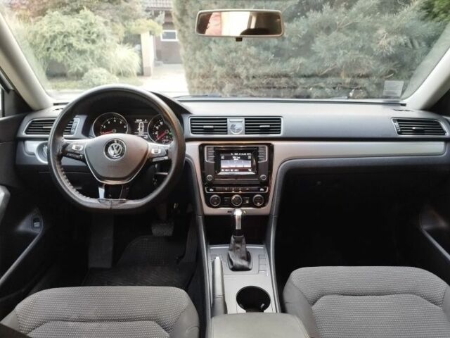 Білий Фольксваген Пассат, об'ємом двигуна 1.8 л та пробігом 140 тис. км за 8700 $, фото 6 на Automoto.ua