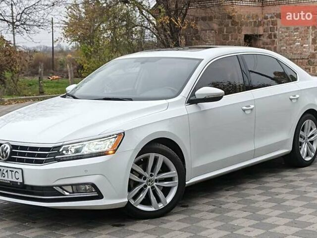 Белый Фольксваген Пассат, объемом двигателя 2 л и пробегом 200 тыс. км за 15300 $, фото 3 на Automoto.ua