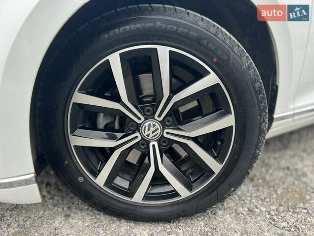 Белый Фольксваген Пассат, объемом двигателя 2 л и пробегом 168 тыс. км за 22700 $, фото 6 на Automoto.ua