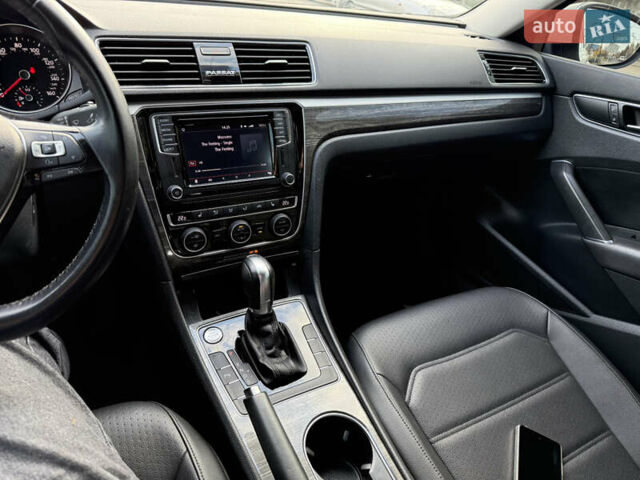 Фольксваген Пассат 2017 в Львове на Automoto.ua Белый Фольксваген Пассат, объемом двигателя 2 л и пробегом 88 тыс. км за 15900 $, фото 25 на Automoto.ua