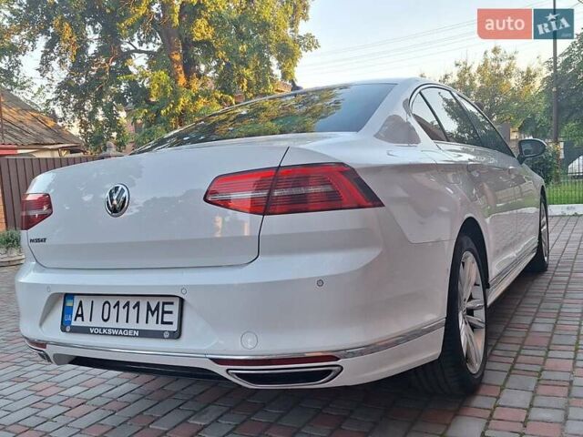 Белый Фольксваген Пассат, объемом двигателя 2 л и пробегом 200 тыс. км за 22500 $, фото 62 на Automoto.ua