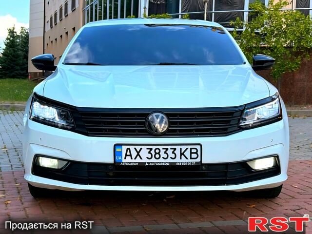 Белый Фольксваген Пассат, объемом двигателя 2 л и пробегом 192 тыс. км за 9999 $, фото 1 на Automoto.ua