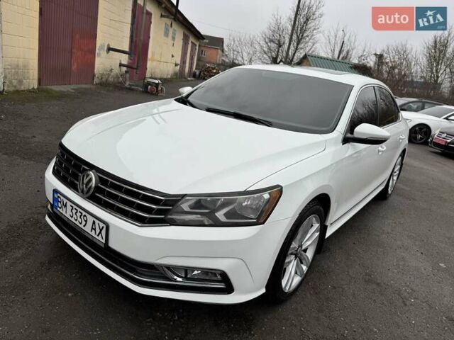 Белый Фольксваген Пассат, объемом двигателя 1.8 л и пробегом 206 тыс. км за 13800 $, фото 1 на Automoto.ua