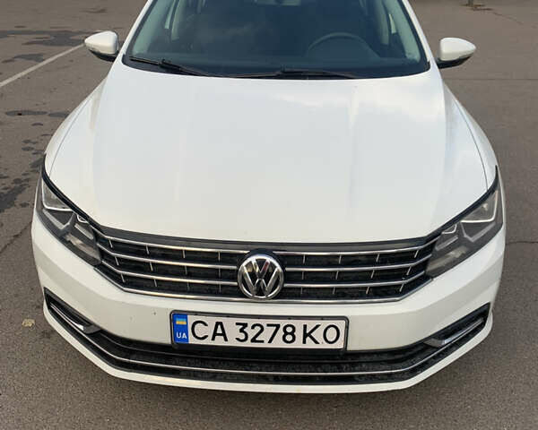 Білий Фольксваген Пассат, об'ємом двигуна 1.98 л та пробігом 161 тис. км за 15500 $, фото 3 на Automoto.ua