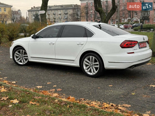 Белый Фольксваген Пассат, объемом двигателя 1.8 л и пробегом 150 тыс. км за 14600 $, фото 13 на Automoto.ua