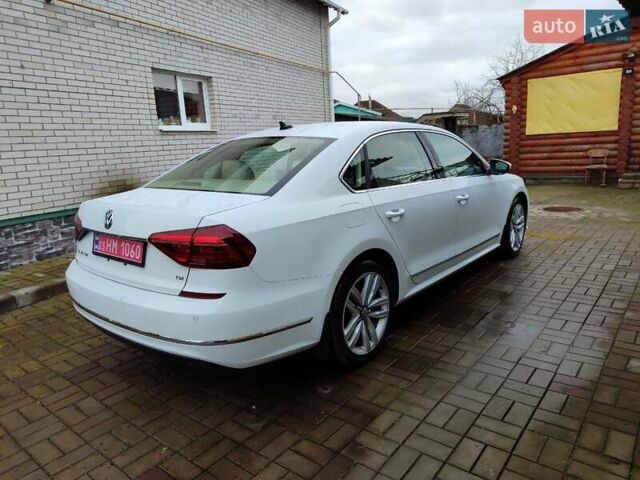 Белый Фольксваген Пассат, объемом двигателя 1.8 л и пробегом 185 тыс. км за 12600 $, фото 3 на Automoto.ua