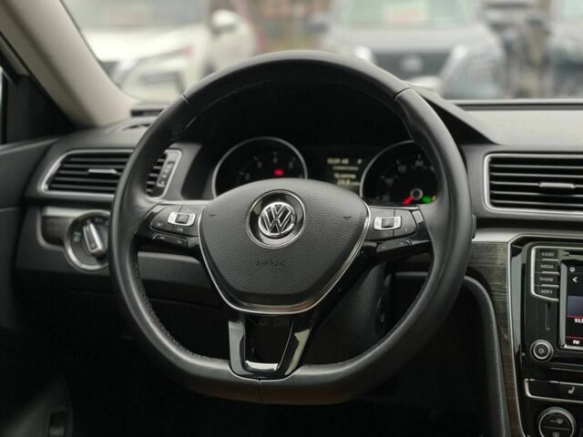 Белый Фольксваген Пассат, объемом двигателя 2 л и пробегом 119 тыс. км за 17400 $, фото 19 на Automoto.ua