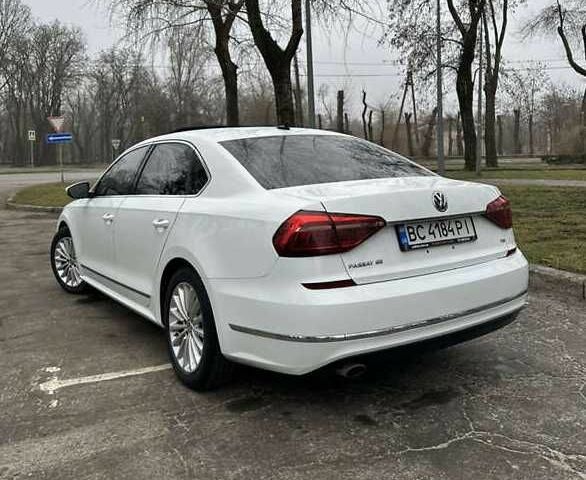 Білий Фольксваген Пассат, об'ємом двигуна 1.8 л та пробігом 132 тис. км за 10000 $, фото 2 на Automoto.ua