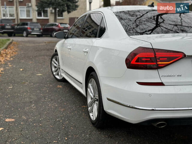 Белый Фольксваген Пассат, объемом двигателя 1.8 л и пробегом 150 тыс. км за 14600 $, фото 12 на Automoto.ua