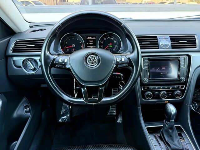 Белый Фольксваген Пассат, объемом двигателя 1.8 л и пробегом 53 тыс. км за 9800 $, фото 10 на Automoto.ua