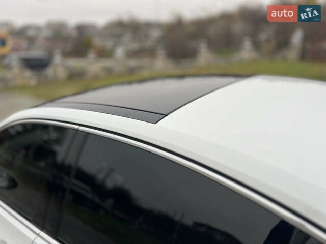 Белый Фольксваген Пассат, объемом двигателя 2 л и пробегом 168 тыс. км за 22700 $, фото 3 на Automoto.ua