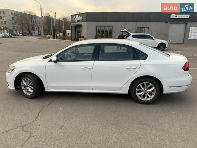 Білий Фольксваген Пассат, об'ємом двигуна 1.98 л та пробігом 161 тис. км за 15500 $, фото 13 на Automoto.ua