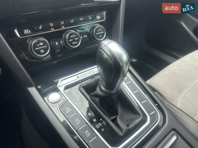 Белый Фольксваген Пассат, объемом двигателя 1.97 л и пробегом 178 тыс. км за 18900 $, фото 24 на Automoto.ua