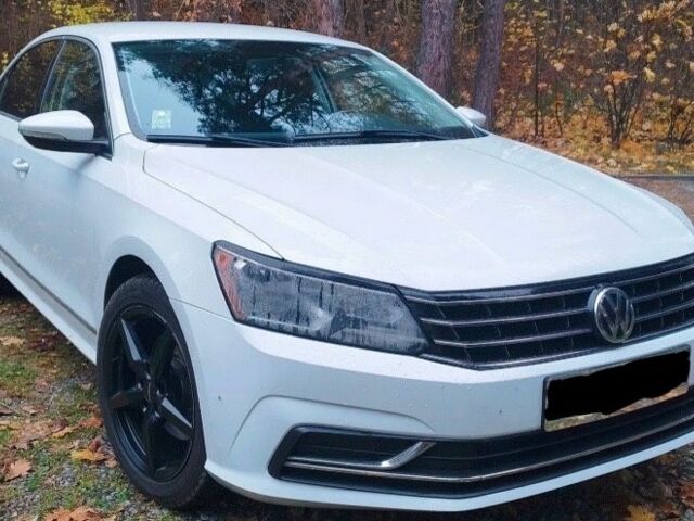 Білий Фольксваген Пассат, об'ємом двигуна 1.8 л та пробігом 140 тис. км за 8700 $, фото 12 на Automoto.ua