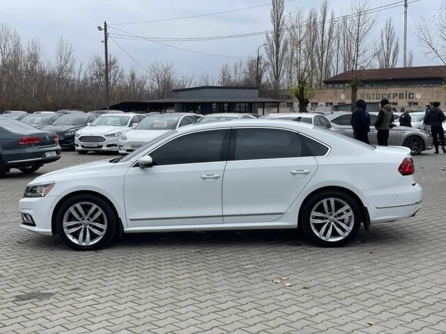 Белый Фольксваген Пассат, объемом двигателя 2 л и пробегом 119 тыс. км за 17400 $, фото 3 на Automoto.ua