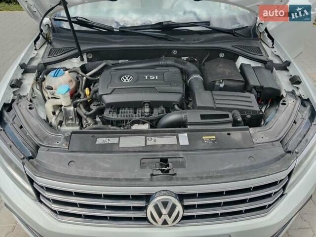 Білий Фольксваген Пассат, об'ємом двигуна 1.8 л та пробігом 109 тис. км за 17800 $, фото 7 на Automoto.ua