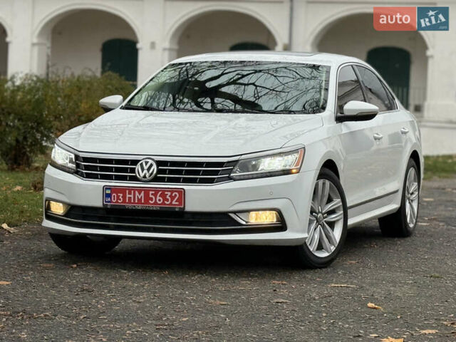 Белый Фольксваген Пассат, объемом двигателя 1.8 л и пробегом 150 тыс. км за 14600 $, фото 15 на Automoto.ua