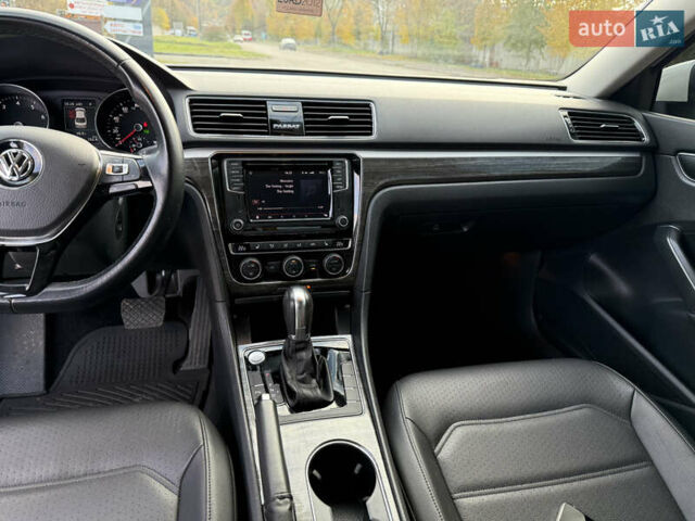 Фольксваген Пассат 2017 в Львове на Automoto.ua Белый Фольксваген Пассат, объемом двигателя 2 л и пробегом 88 тыс. км за 15900 $, фото 26 на Automoto.ua
