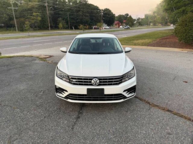 Белый Фольксваген Пассат, объемом двигателя 1.8 л и пробегом 64 тыс. км за 4600 $, фото 1 на Automoto.ua