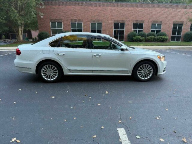 Білий Фольксваген Пассат, об'ємом двигуна 1.8 л та пробігом 59 тис. км за 2550 $, фото 2 на Automoto.ua