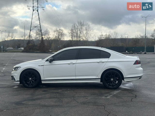 Белый Фольксваген Пассат, объемом двигателя 1.97 л и пробегом 178 тыс. км за 18900 $, фото 8 на Automoto.ua