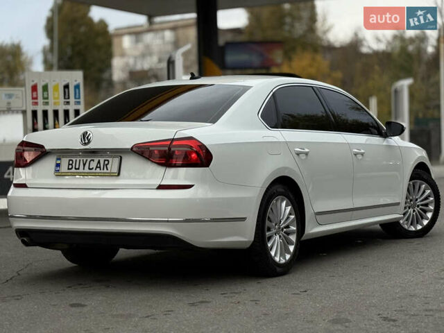 Белый Фольксваген Пассат, объемом двигателя 1.8 л и пробегом 57 тыс. км за 11299 $, фото 4 на Automoto.ua