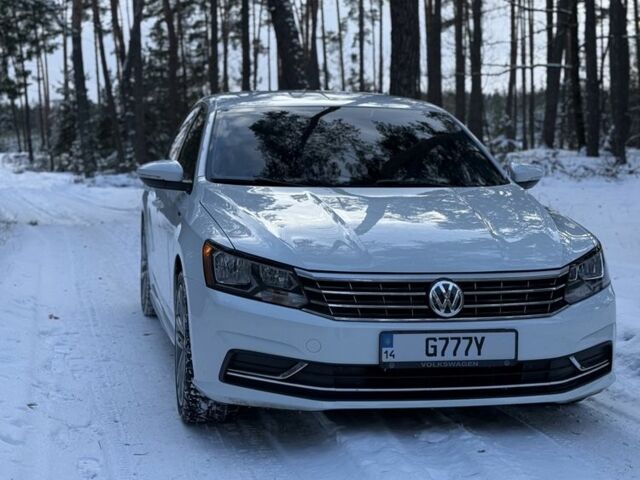 Білий Фольксваген Пассат, об'ємом двигуна 2 л та пробігом 195 тис. км за 10500 $, фото 2 на Automoto.ua