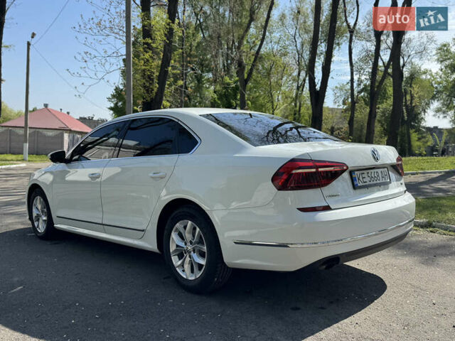 Белый Фольксваген Пассат, объемом двигателя 1.8 л и пробегом 78 тыс. км за 13800 $, фото 5 на Automoto.ua
