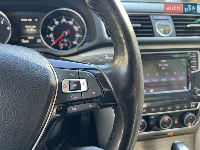 Белый Фольксваген Пассат, объемом двигателя 1.8 л и пробегом 78 тыс. км за 15450 $, фото 31 на Automoto.ua