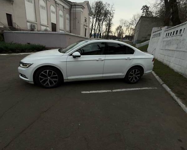 Белый Фольксваген Пассат, объемом двигателя 1.97 л и пробегом 101 тыс. км за 26000 $, фото 20 на Automoto.ua