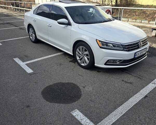 Белый Фольксваген Пассат, объемом двигателя 1.98 л и пробегом 133 тыс. км за 13300 $, фото 2 на Automoto.ua