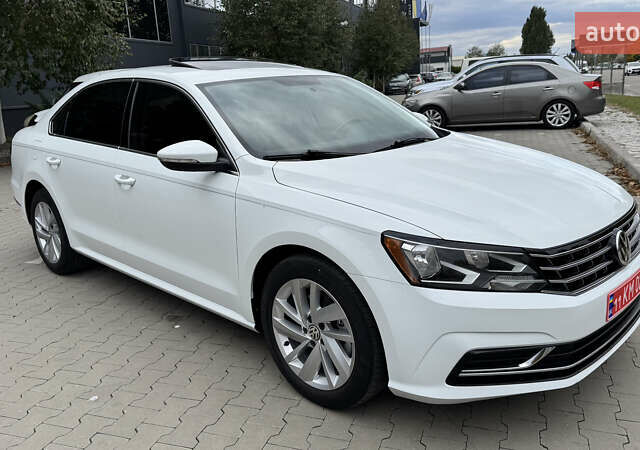 Білий Фольксваген Пассат, об'ємом двигуна 0 л та пробігом 175 тис. км за 13500 $, фото 1 на Automoto.ua