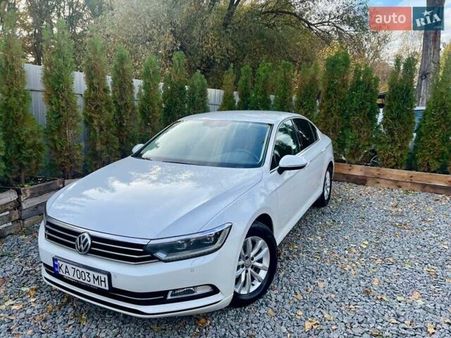 Белый Фольксваген Пассат, объемом двигателя 1.97 л и пробегом 240 тыс. км за 17900 $, фото 17 на Automoto.ua