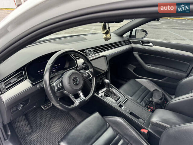 Білий Фольксваген Пассат, об'ємом двигуна 1.97 л та пробігом 255 тис. км за 22500 $, фото 18 на Automoto.ua