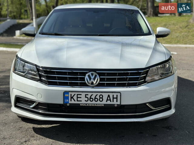 Белый Фольксваген Пассат, объемом двигателя 1.8 л и пробегом 78 тыс. км за 13800 $, фото 1 на Automoto.ua