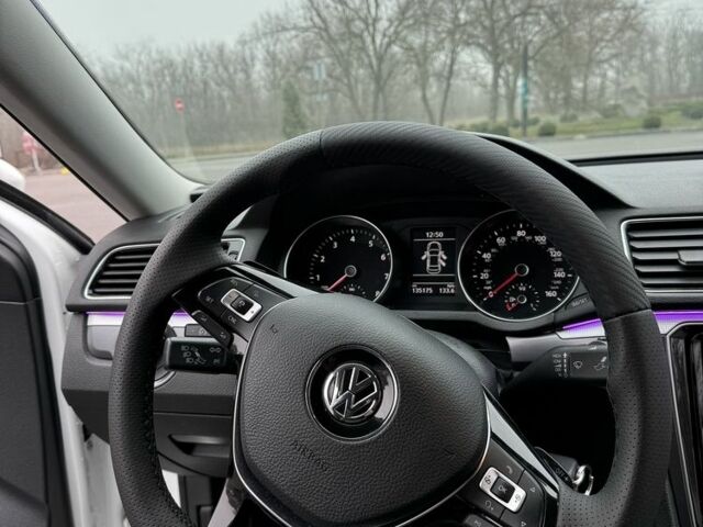 Білий Фольксваген Пассат, об'ємом двигуна 2 л та пробігом 135 тис. км за 15500 $, фото 13 на Automoto.ua