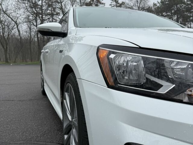 Білий Фольксваген Пассат, об'ємом двигуна 2 л та пробігом 135 тис. км за 15500 $, фото 7 на Automoto.ua