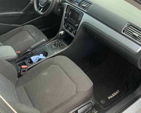 Білий Фольксваген Пассат, об'ємом двигуна 1.98 л та пробігом 161 тис. км за 15500 $, фото 15 на Automoto.ua